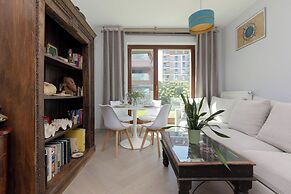 Okrzei Apartment Warsaw Praga by Renters