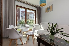 Okrzei Apartment Warsaw Praga by Renters