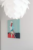 Scandi Małe Garbary Apartment by Renters