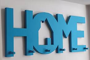 Scandi Małe Garbary Apartment by Renters