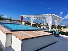 The Suites at Mr Grouper