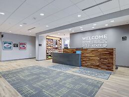 Hampton Inn & Suites Cincinnati Midtown Rookwood