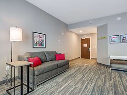 Hampton Inn & Suites Cincinnati Midtown Rookwood