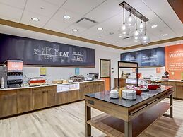 Hampton Inn & Suites Cincinnati Midtown Rookwood