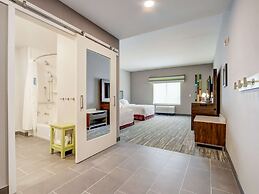 Hampton Inn & Suites Cincinnati Midtown Rookwood