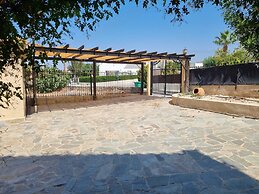 Impeccable 3-bed Villa in Tala - Paphos