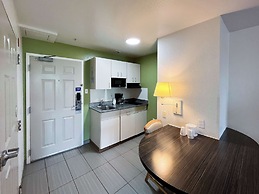 Studio 6 Belmont, CA – San Francisco - Redwood