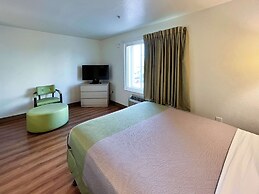 Studio 6 Belmont, CA – San Francisco - Redwood