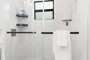 Lauderdale 1 Bedroom Lux by Opus