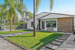 Lauderdale 1 Bedroom Lux by Opus