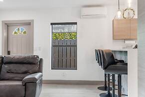 Lauderdale 1 Bedroom Lux by Opus