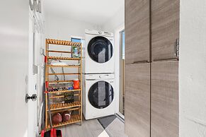 Lauderdale 1 Bedroom Lux by Opus