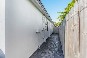 Lauderdale 1 Bedroom Lux by Opus