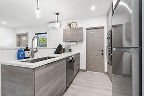 Lauderdale 1 Bedroom Lux by Opus