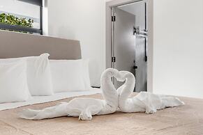 Lauderdale 1 Bedroom Lux by Opus