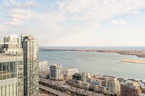 Toronto. 21 Iceboat Ter 48 Floor