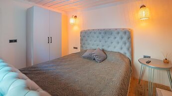 Cozy Oasis With Lovely Backyard in Fethiye