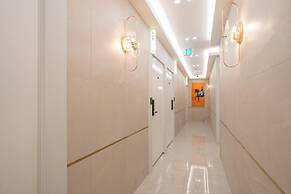 DK INCHEON AIRPORT HOTEL