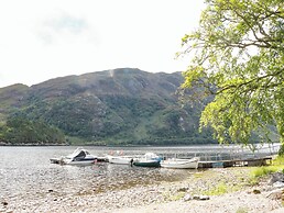 The Lochside Shepherd