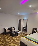 Treebo Elite Plaza, 700 Mtrs From Madikeri Fort