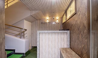 Treebo Elite Plaza, 700 Mtrs From Madikeri Fort