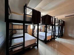 Bell Lifestyle Hostel Phuket