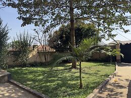 Olive Palm Suites Jinja