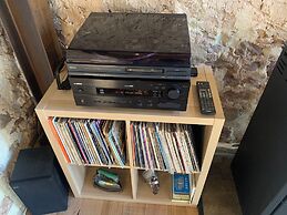 Old Chaff Mill Retreat - - luxury vineyard accommodation