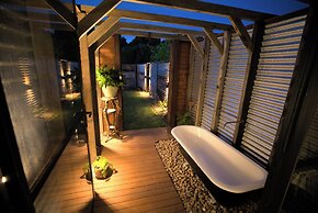 Old Chaff Mill Retreat - - luxury vineyard accommodation