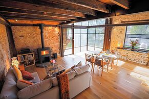 Old Chaff Mill Retreat - - luxury vineyard accommodation