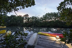 Phrip Phri Luxury Pool Villas