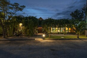 Phrip Phri Luxury Pool Villas
