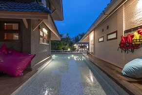 Phrip Phri Luxury Pool Villas