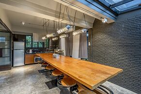 Phrip Phri Luxury Pool Villas