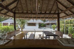 Phrip Phri Luxury Pool Villas