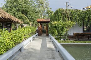 Phrip Phri Luxury Pool Villas