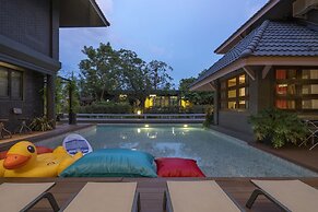 Phrip Phri Luxury Pool Villas