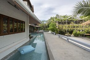 Phrip Phri Luxury Pool Villas