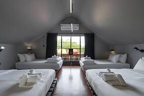 Phrip Phri Luxury Pool Villas