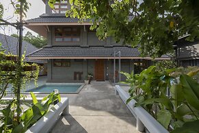 Phrip Phri Luxury Pool Villas