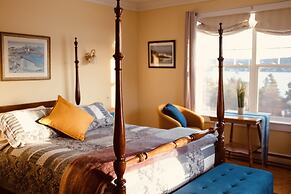 The Bread & Cheese Country Inn