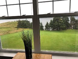 The Bread & Cheese Country Inn