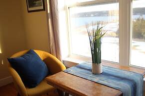 The Bread & Cheese Country Inn