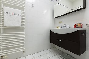 The Queen Luxury Apartmen-Villa Vittoria