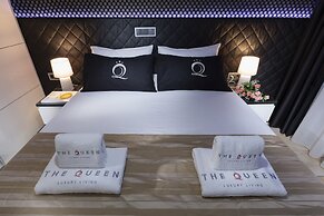 The Queen Luxury Apartmen-Villa Vittoria