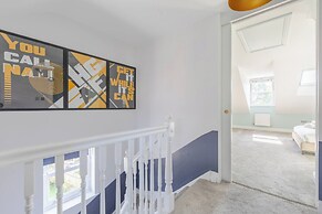 Beautiful & Modern 3BD House- Kennington!