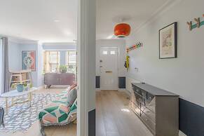 Beautiful & Modern 3BD House- Kennington!