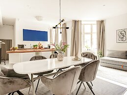 Sanders City - Spacious Studio Apartment