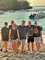 Island Garden Huts & Yoga Shala