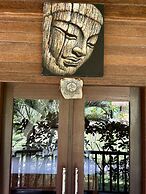 Island Garden Huts & Yoga Shala